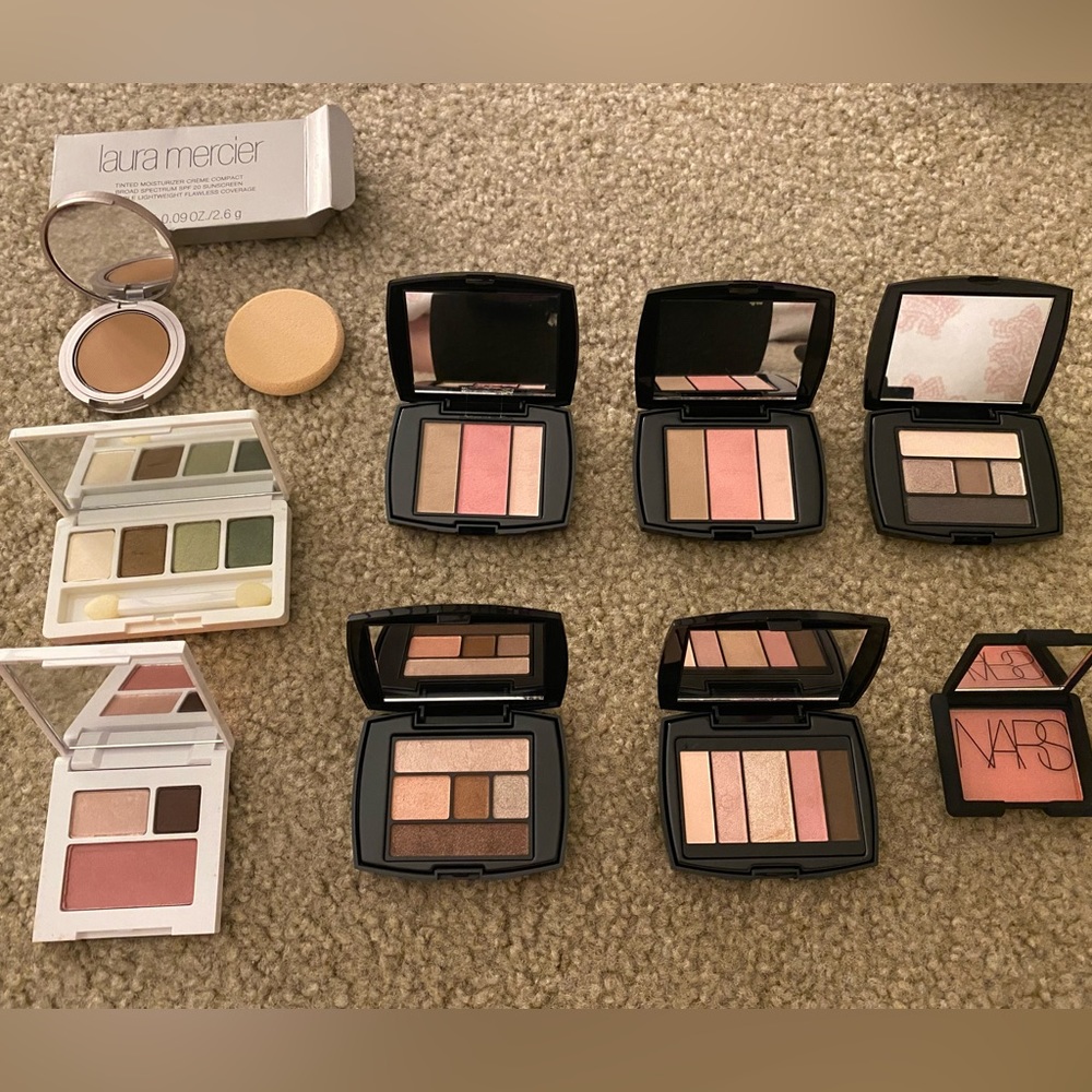 Lancôme (5), Clinique (2), Nars (1), Laura Mercicer (1) Eyeshadow palates, Blush